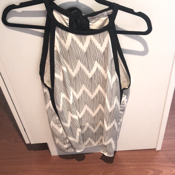 Top - Picture 4 of 4